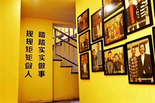 唐山于航美學(xué)形象設(shè)計(jì)培訓(xùn)學(xué)校 唐山于航美學(xué)形象設(shè)計(jì)培訓(xùn)學(xué)校
