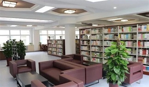 石家莊工商職業(yè)學(xué)院管理學(xué)院怎么樣? 石家莊工商職業(yè)學(xué)院管理學(xué)院怎么樣?