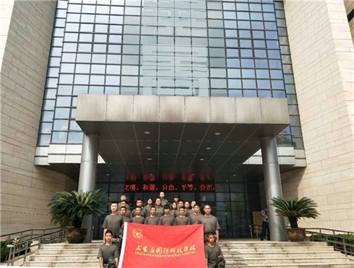 石家莊國(guó)防科技學(xué)校怎么樣? 石家莊國(guó)防科技學(xué)校怎么樣?