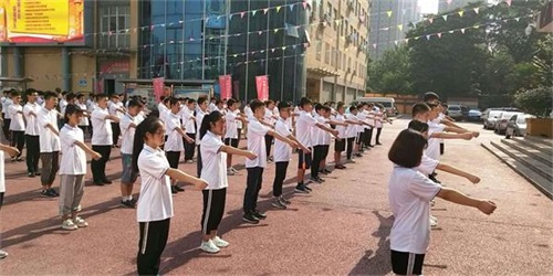 陜西省建筑材料工業(yè)學(xué)校有何助學(xué)政策? 陜西省建筑材料工業(yè)學(xué)校有何助學(xué)政策?