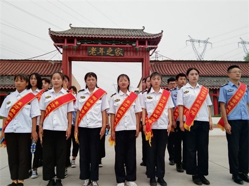 秦皇島山海關(guān)司法警官職業(yè)培訓學校寸草心敬老愛老活動 秦皇島山海關(guān)司法警官職業(yè)培訓學校寸草心敬老愛老活動
