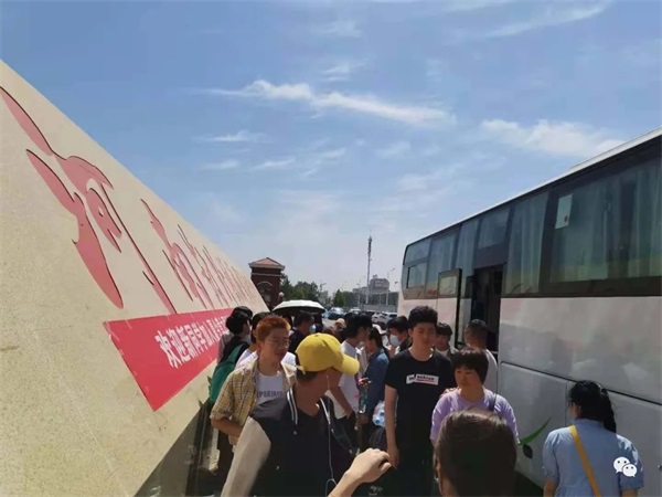 河南對(duì)外經(jīng)濟(jì)貿(mào)易職業(yè)學(xué)院招生簡(jiǎn)章 河南對(duì)外經(jīng)濟(jì)貿(mào)易職業(yè)學(xué)院招生簡(jiǎn)章