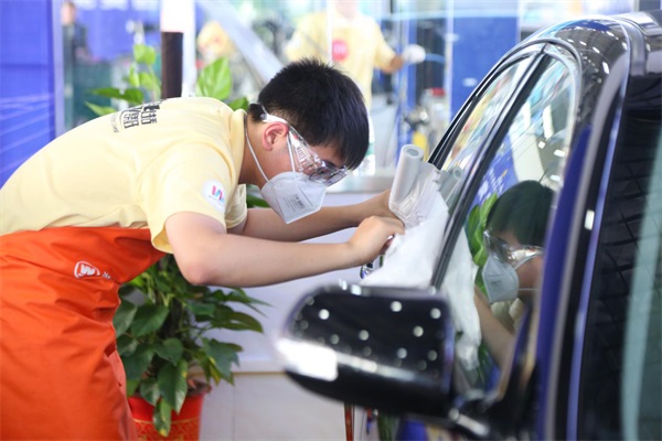 在石家莊想學(xué)汽車美容去哪里? 在石家莊想學(xué)汽車美容去哪里?