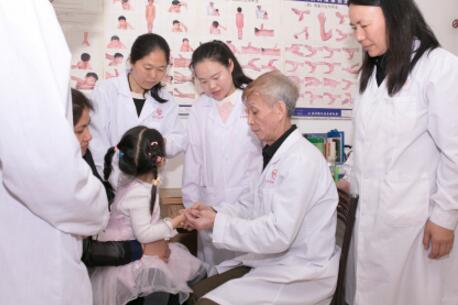 學小兒推拿好就業(yè)嗎? 學小兒推拿好就業(yè)嗎?