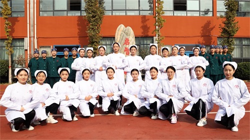 鄭州商業(yè)中等專業(yè)學(xué)校招生簡章 鄭州商業(yè)中等專業(yè)學(xué)校招生簡章