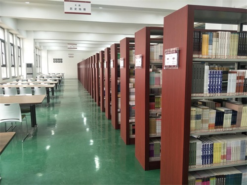 河南有哪些好的職業(yè)學院? 河南有哪些好的職業(yè)學院?