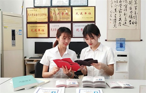 唐山市鴻達職業(yè)技能培訓學校開設了哪些培訓課程? 唐山市鴻達職業(yè)技能培訓學校開設了哪些培訓課程?