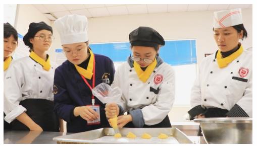 廣西科技商貿(mào)高級(jí)技工學(xué)校招生簡(jiǎn)章 廣西科技商貿(mào)高級(jí)技工學(xué)校招生簡(jiǎn)章